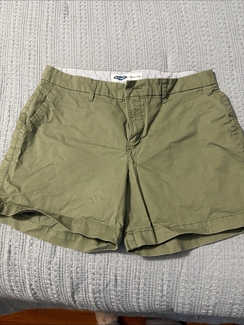 Old Navy Olive Green Chino Everyday Shorts